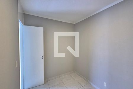 Quarto 1  de apartamento para alugar com 2 quartos, 44m² em Vila Marieta, Campinas