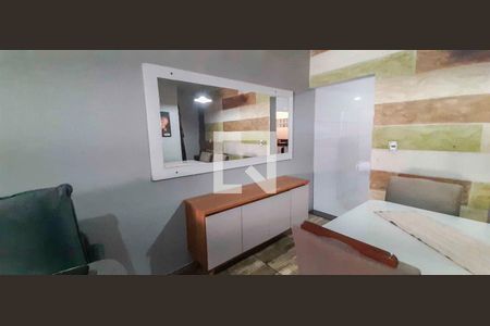 Casa à venda com 3 quartos, 266m² em Santa Maria, Osasco