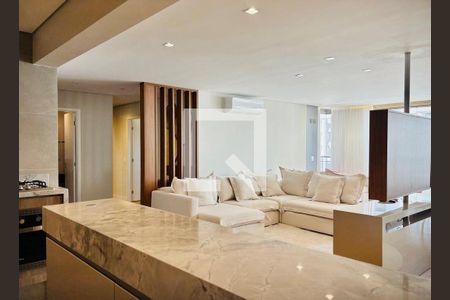 Apartamento à venda com 3 quartos, 197m² em Jardim das Acacias, São Paulo