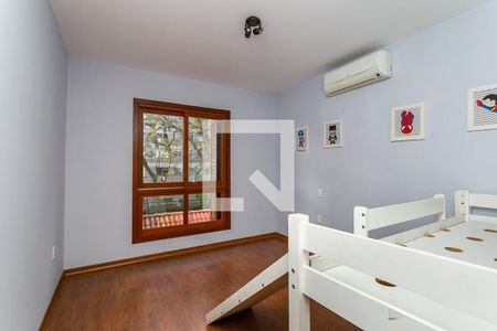 Quarto 2 de casa de condomínio para alugar com 3 quartos, 233m² em Tristeza, Porto Alegre