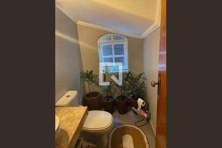Banheiro de casa à venda com 3 quartos, 250m² em Jardim Lar Sao Paulo, São Paulo