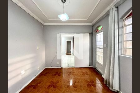 Sala 2 de casa para alugar com 2 quartos, 78m² em Novo Glória, Belo Horizonte