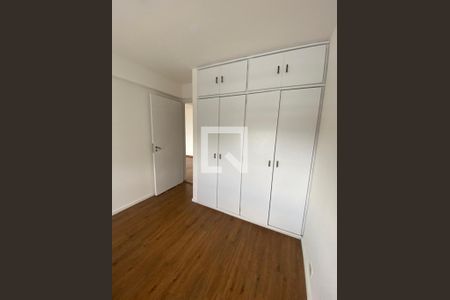 Quarto de apartamento à venda com 2 quartos, 74m² em Sumarezinho, São Paulo