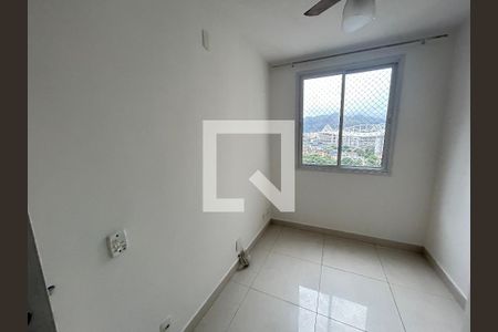 Quarto 1 de apartamento para alugar com 3 quartos, 54m² em Todos Os Santos, Rio de Janeiro