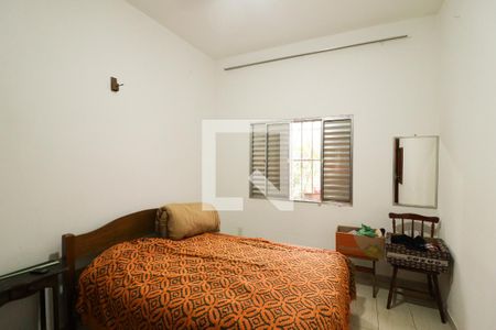 Quarto 1 de casa à venda com 2 quartos, 258m² em Vila Romero, São Paulo