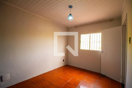 Quarto 01 de casa para alugar com 2 quartos, 70m² em Dom Bosco, Belo Horizonte