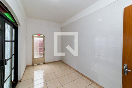 Quarto 2 de casa à venda com 2 quartos, 452m² em Santa Efigênia, Belo Horizonte