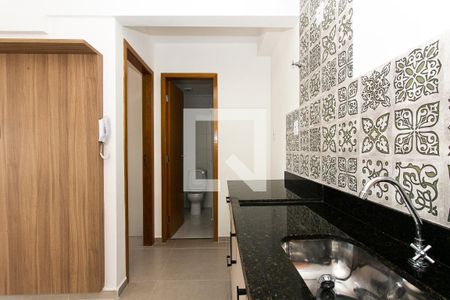 Cozinha de apartamento para alugar com 1 quarto, 50m² em Vila Gomes Cardim, São Paulo