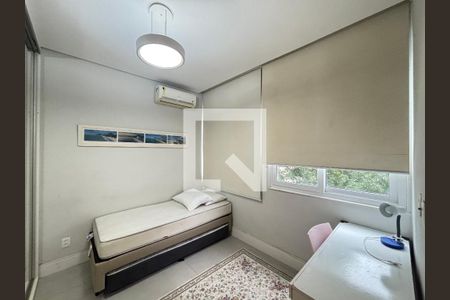 Quarto 1 de apartamento à venda com 2 quartos, 78m² em Ipanema, Rio de Janeiro