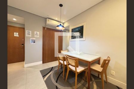 Sala de apartamento à venda com 2 quartos, 78m² em Ipanema, Rio de Janeiro
