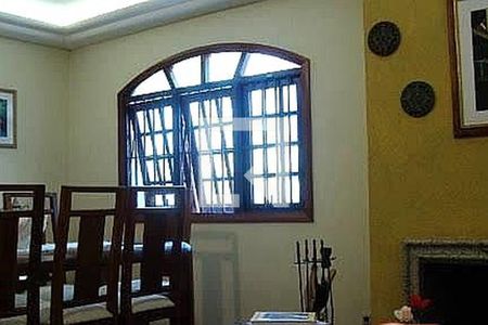 Casa à venda com 4 quartos, 350m² em Vila Albertina, São Paulo