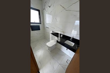 Casa à venda com 4 quartos, 228m² em Aldeia da Serra, Barueri