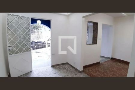 Sala de casa à venda com 3 quartos, 130m² em Santa Cecilia, São Paulo