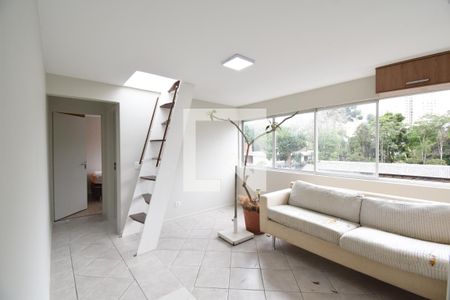 Sala/Cozinha de apartamento para alugar com 1 quarto, 89m² em Centro Cívico, Curitiba
