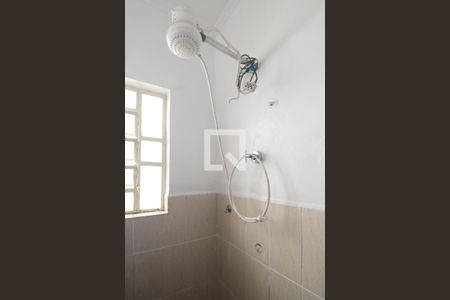 Banheiro  de casa à venda com 2 quartos, 71m² em Parque Casa de Pedra, São Paulo