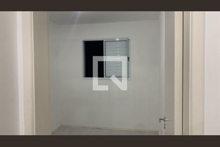 Quarto de apartamento para alugar com 2 quartos, 47m² em Jardim Sandra, Cotia