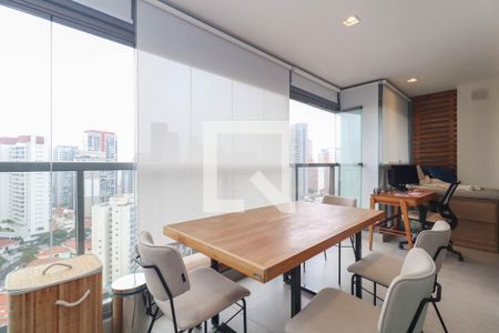Varanda de apartamento à venda com 1 quarto, 52m² em Vila Anglo Brasileira, São Paulo