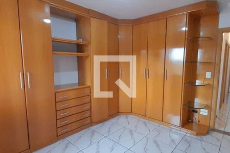 Casa à venda com 3 quartos, 178m² em Parque Ipe, São Paulo