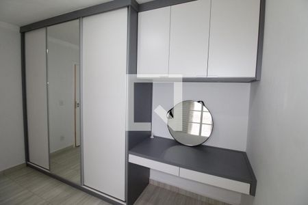 Quarto 1 de casa para alugar com 4 quartos, 90m² em Conjunto Residencial Trinta E Um de Marco, São José dos Campos
