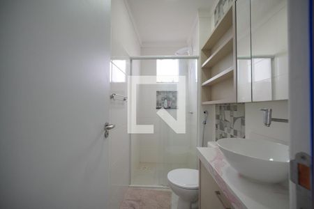 Banheiro da Suíte de apartamento para alugar com 2 quartos, 68m² em Ingleses do Rio Vermelho, Florianópolis