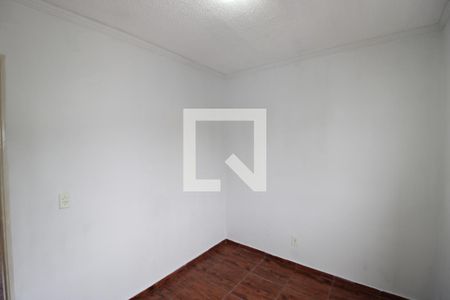 Quarto 2 de apartamento para alugar com 2 quartos, 44m² em Itaim Paulista, São Paulo
