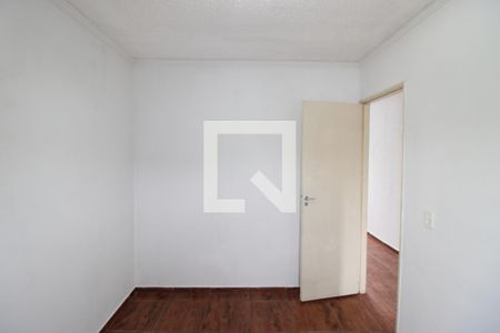 Quarto 1 de apartamento para alugar com 2 quartos, 44m² em Itaim Paulista, São Paulo