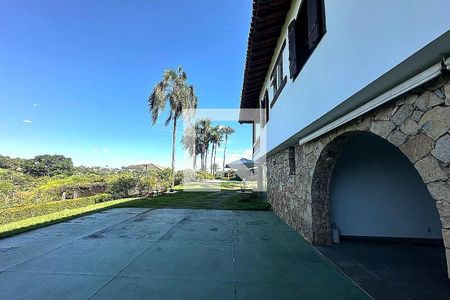 Casa à venda com 4 quartos, 500m² em Garças, Belo Horizonte