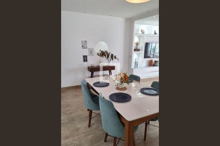 Casa à venda com 4 quartos, 269m² em Nova Petrópolis, São Bernardo do Campo