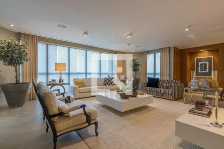 Apartamento à venda com 4 quartos, 409m² em Cambuí, Campinas