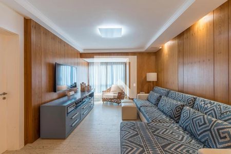Apartamento à venda com 4 quartos, 409m² em Cambuí, Campinas