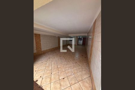 Casa para alugar com 3 quartos, 200m² em Parque Sao Domingos, São Paulo
