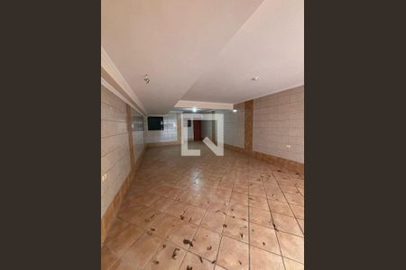 Casa para alugar com 3 quartos, 200m² em Parque Sao Domingos, São Paulo