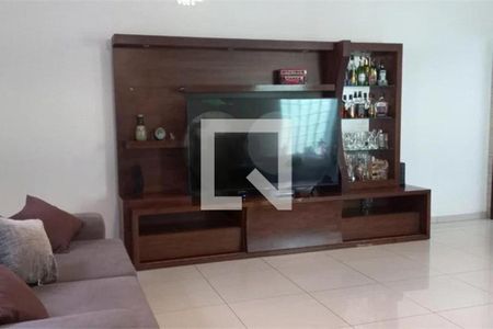 Casa à venda com 3 quartos, 130m² em Vila Ema, São Paulo