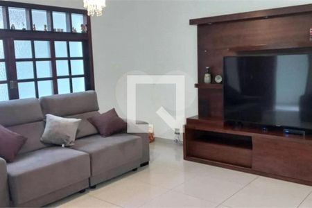 Casa à venda com 3 quartos, 130m² em Vila Ema, São Paulo