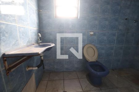Banheiro de casa para alugar com 4 quartos, 108m² em Vila Sapopemba, São Paulo