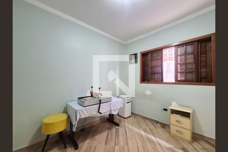 Quarto 1 de casa à venda com 3 quartos, 300m² em Vila Jacuí, São Paulo