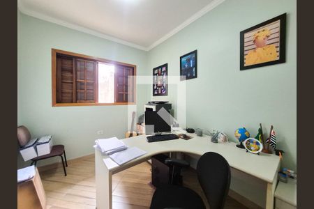 Quarto 2 de casa à venda com 3 quartos, 300m² em Vila Jacuí, São Paulo