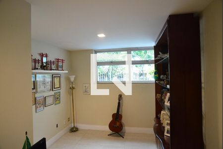 Sala de apartamento para alugar com 5 quartos, 300m² em Barra da Tijuca, Rio de Janeiro