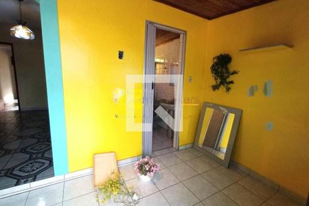 Casa à venda com 3 quartos, 198m² em Centro, Diadema