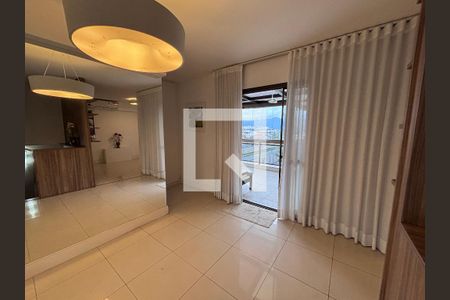 Sala de apartamento para alugar com 3 quartos, 174m² em Recreio dos Bandeirantes, Rio de Janeiro