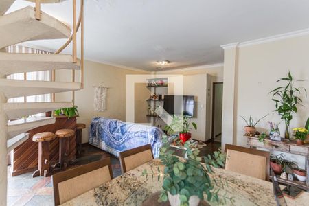 Sala 1 de apartamento à venda com 3 quartos, 180m² em Santo Antônio, Belo Horizonte