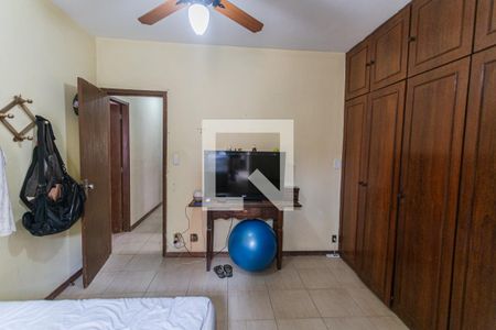 Suíte de apartamento à venda com 3 quartos, 180m² em Santo Antônio, Belo Horizonte
