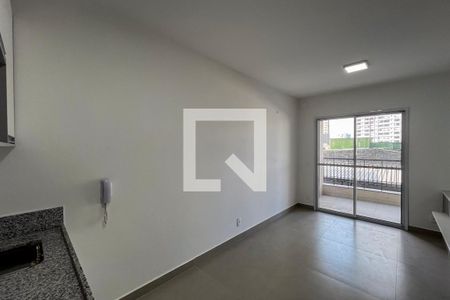 Sala/Cozinha de apartamento para alugar com 1 quarto, 33m² em Vila Nair, São Paulo