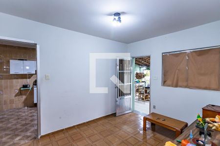 Sala de casa à venda com 1 quarto, 210m² em Vila Pirituba, São Paulo