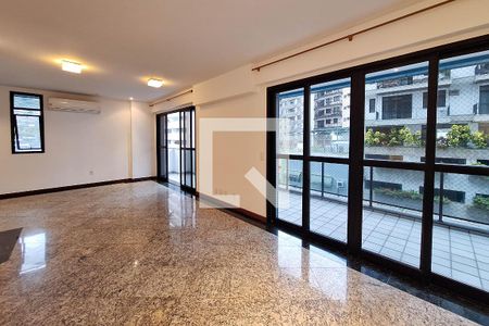 Sala de apartamento à venda com 4 quartos, 186m² em Vital Brasil, Niterói