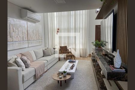 Casa de Condomínio à venda com 2 quartos, 230m² em Uberaba, Curitiba