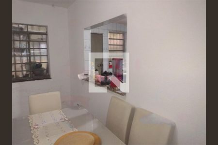 Casa à venda com 2 quartos, 142m² em Cambuci, São Paulo