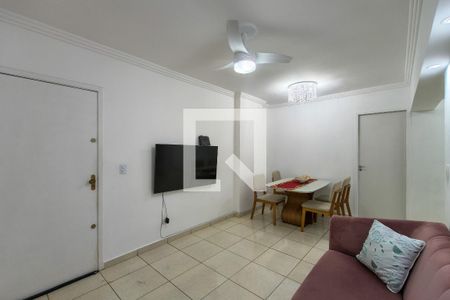 Sala de apartamento para alugar com 3 quartos, 90m² em Canto do Forte, Praia Grande