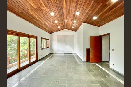 Casa à venda com 5 quartos, 360m² em São Fernando Residencia, Barueri