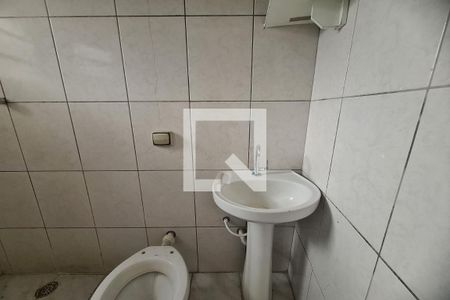 Banheiro de casa para alugar com 1 quarto, 35m² em Jardim Aricanduva, São Paulo
